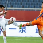 泰山0-3惨负成都，韩国德比崔康熙完败，刘洋染红，小将交学费-足球比分在线-足球赛事分析-足球网